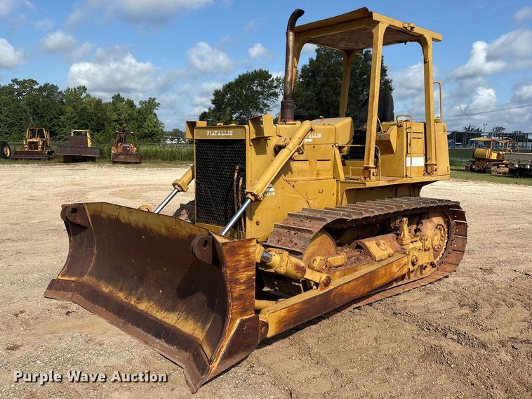 image for item EU0757 Fiat-Allis FD-8B dozer
