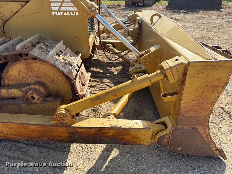image for item EU0757 Fiat-Allis FD-8B dozer