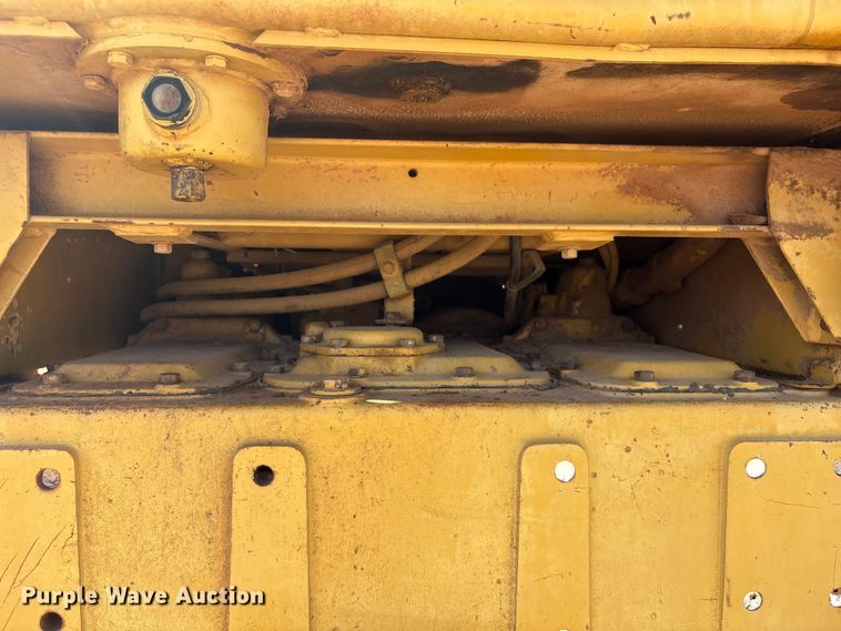 image for item EU0757 Fiat-Allis FD-8B dozer