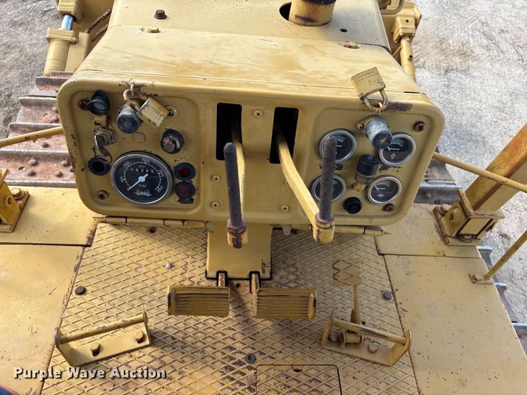 image for item EU0757 Fiat-Allis FD-8B dozer
