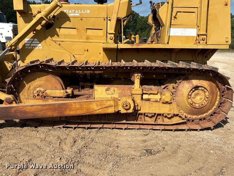 image for item EU0757 Fiat-Allis FD-8B dozer