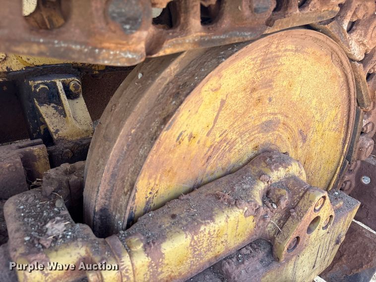 image for item EU0757 Fiat-Allis FD-8B dozer