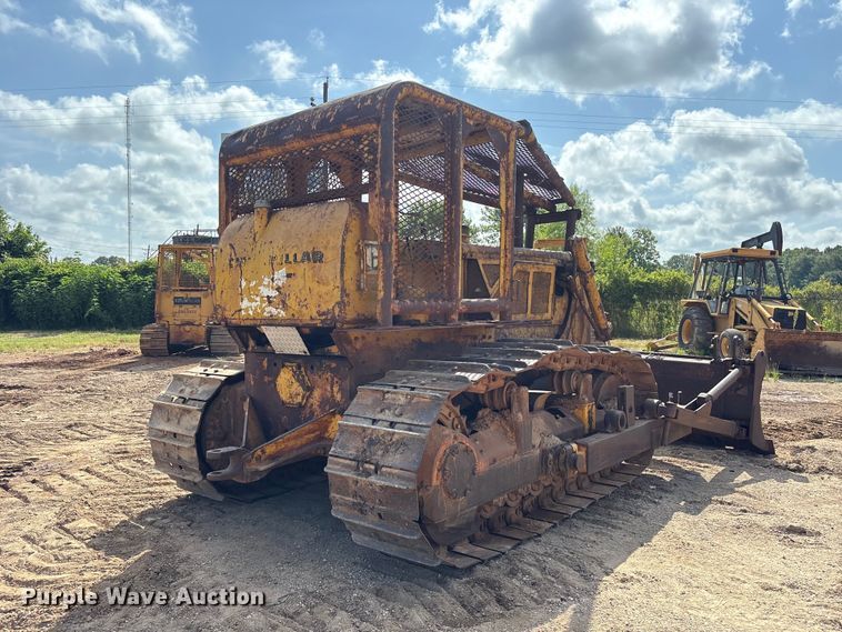image for item EU0758 1963 Caterpillar D6C dozer