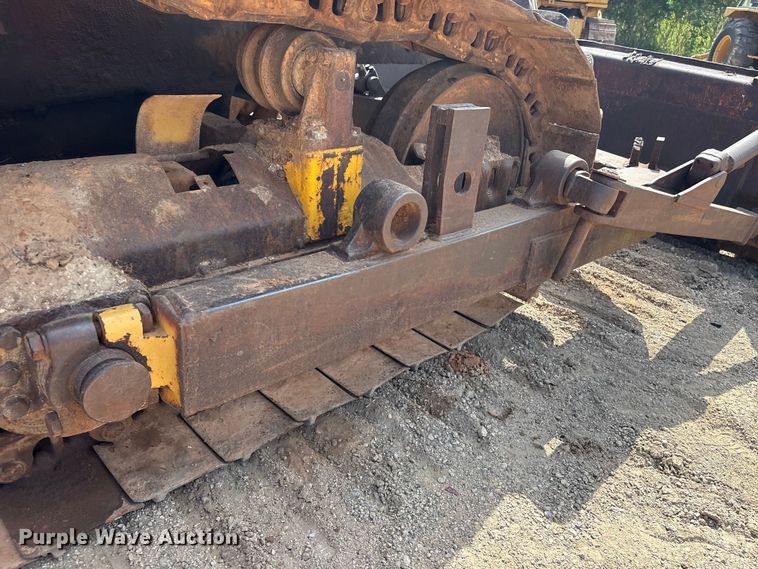 image for item EU0758 1963 Caterpillar D6C dozer