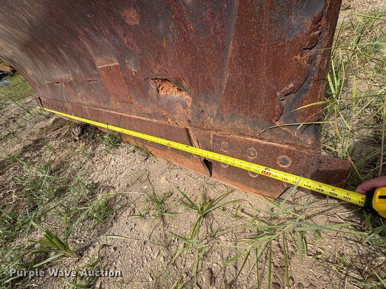image for item EU0758 1963 Caterpillar D6C dozer