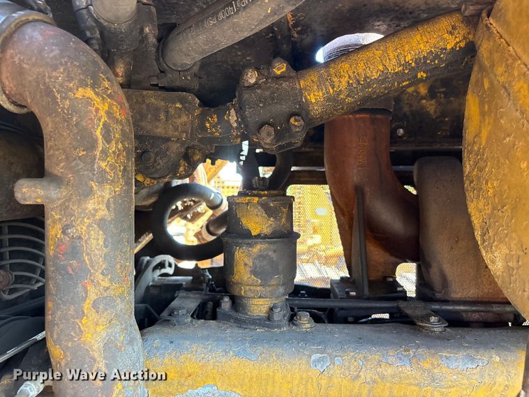 image for item EU0758 1963 Caterpillar D6C dozer
