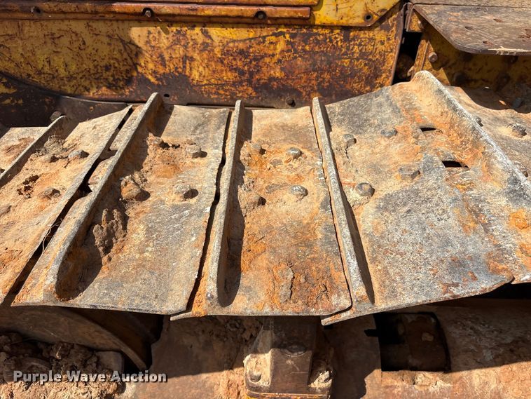 image for item EU0758 1963 Caterpillar D6C dozer