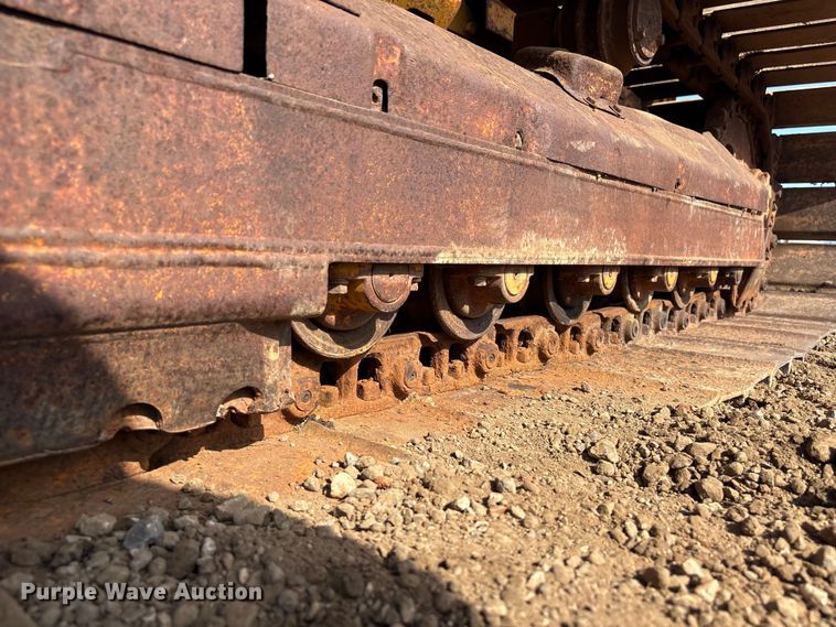 image for item EU0759 1991 Caterpillar D4C dozer