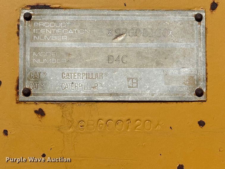 image for item EU0759 1991 Caterpillar D4C dozer
