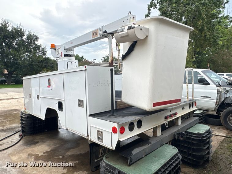 image for item EU0794 2013 ETI SB132DD96B24N bucket truck bed