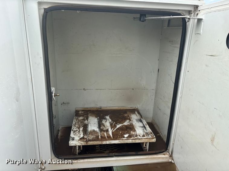 image for item EU0794 2013 ETI SB132DD96B24N bucket truck bed