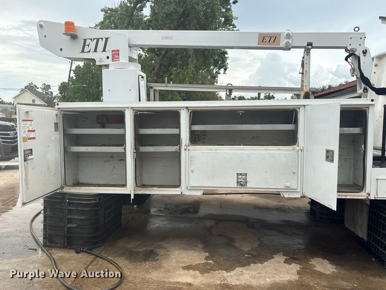 image for item EU0794 2013 ETI SB132DD96B24N bucket truck bed