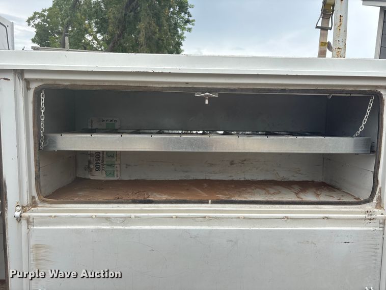 image for item EU0794 2013 ETI SB132DD96B24N bucket truck bed