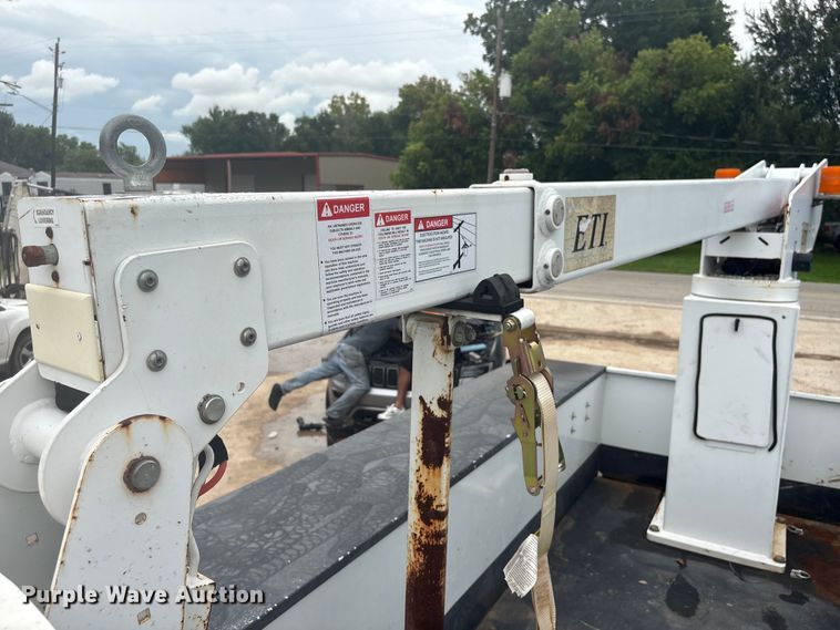 image for item EU0794 2013 ETI SB132DD96B24N bucket truck bed
