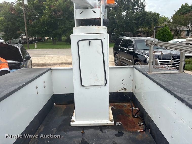 image for item EU0794 2013 ETI SB132DD96B24N bucket truck bed