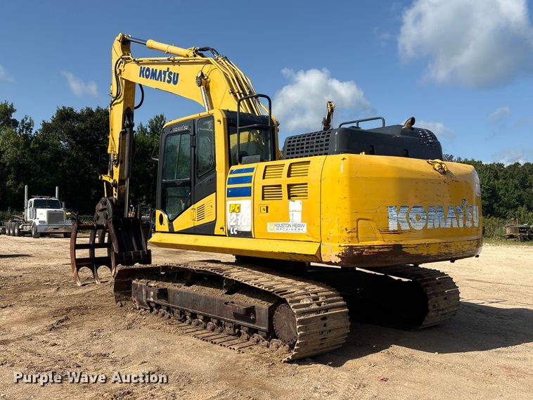 image for item EU0810 2017 Komatsu PC210LC-11 excavator