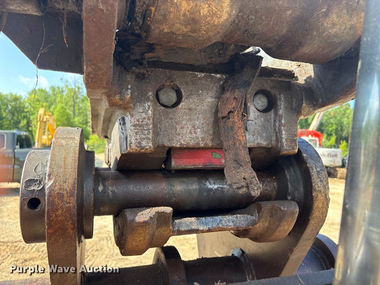 image for item EU0810 2017 Komatsu PC210LC-11 excavator