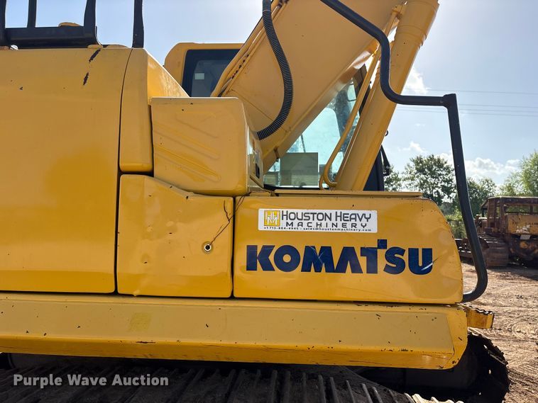 image for item EU0810 2017 Komatsu PC210LC-11 excavator