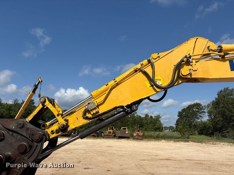 image for item EU0810 2017 Komatsu PC210LC-11 excavator
