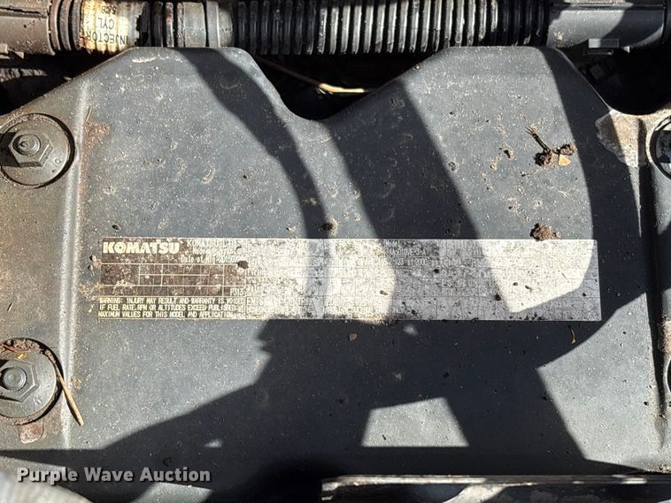image for item EU0810 2017 Komatsu PC210LC-11 excavator
