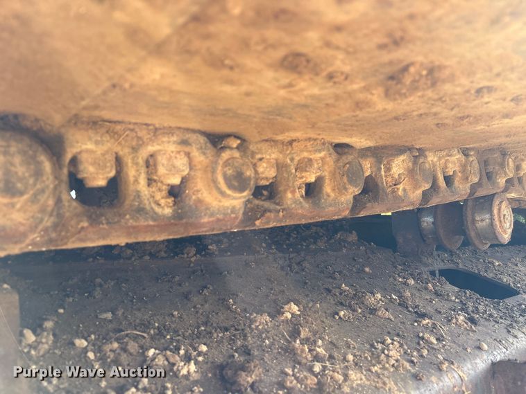image for item EU0810 2017 Komatsu PC210LC-11 excavator