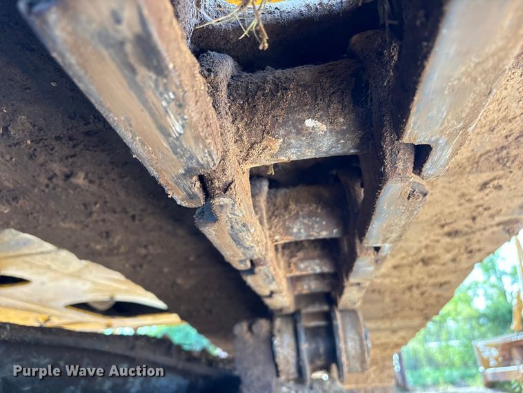 image for item EU0810 2017 Komatsu PC210LC-11 excavator