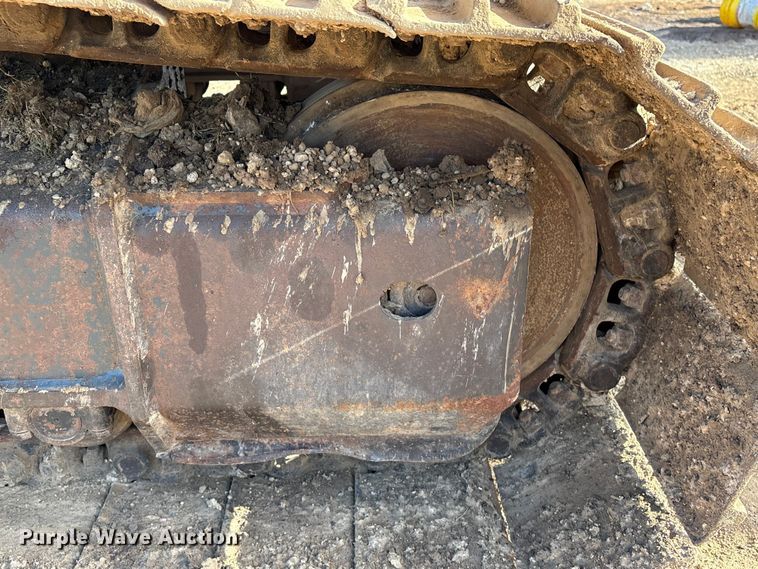 image for item EU0810 2017 Komatsu PC210LC-11 excavator