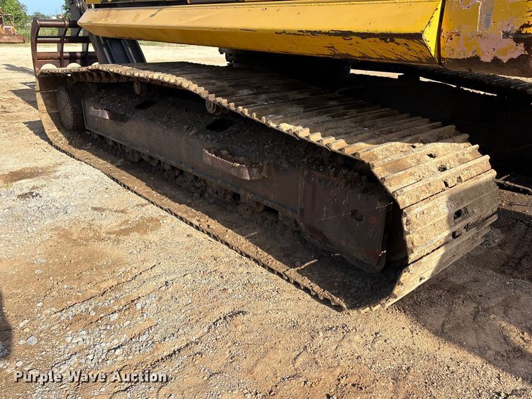 image for item EU0810 2017 Komatsu PC210LC-11 excavator