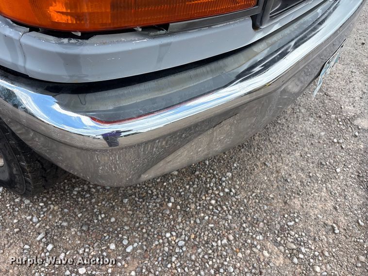 image for item EU5785 1992 Ford F350 dump truck