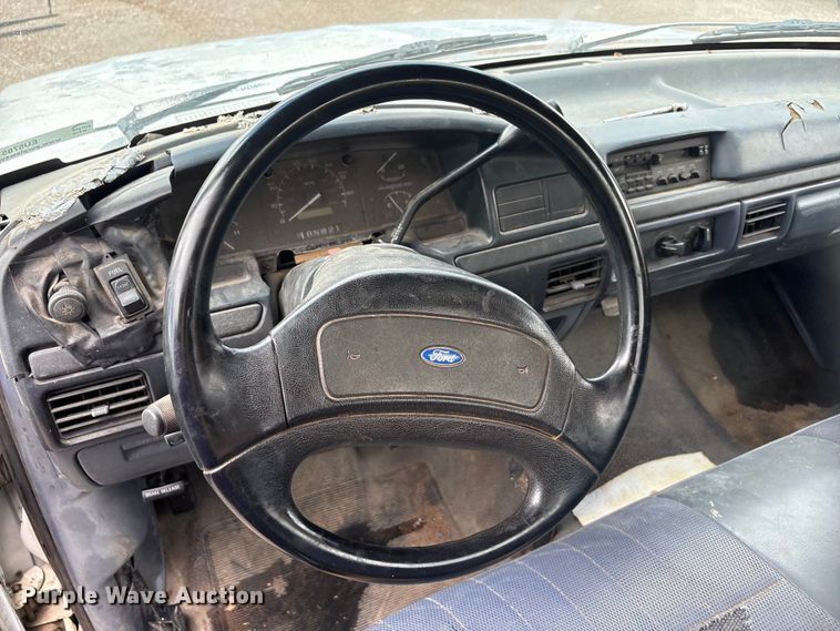 image for item EU5785 1992 Ford F350 dump truck