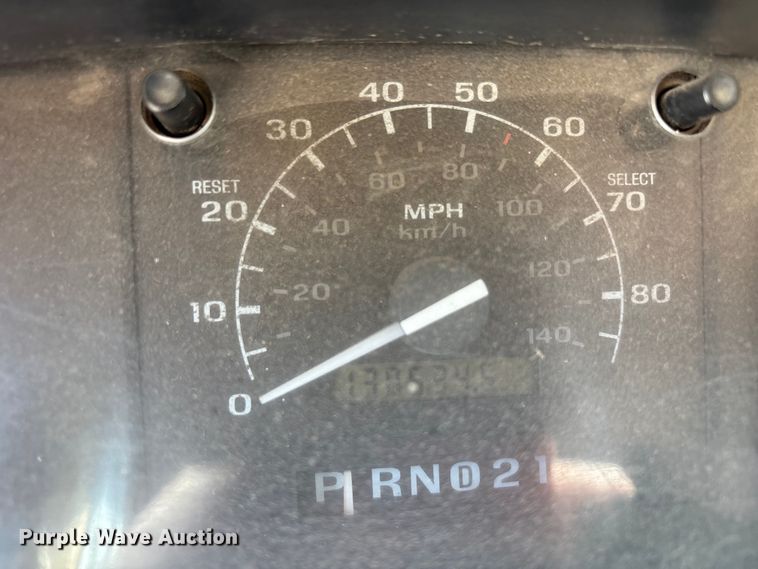 image for item EU5785 1992 Ford F350 dump truck