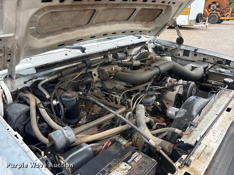 image for item EU5785 1992 Ford F350 dump truck