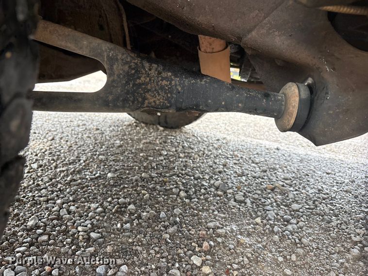 image for item EU5785 1992 Ford F350 dump truck
