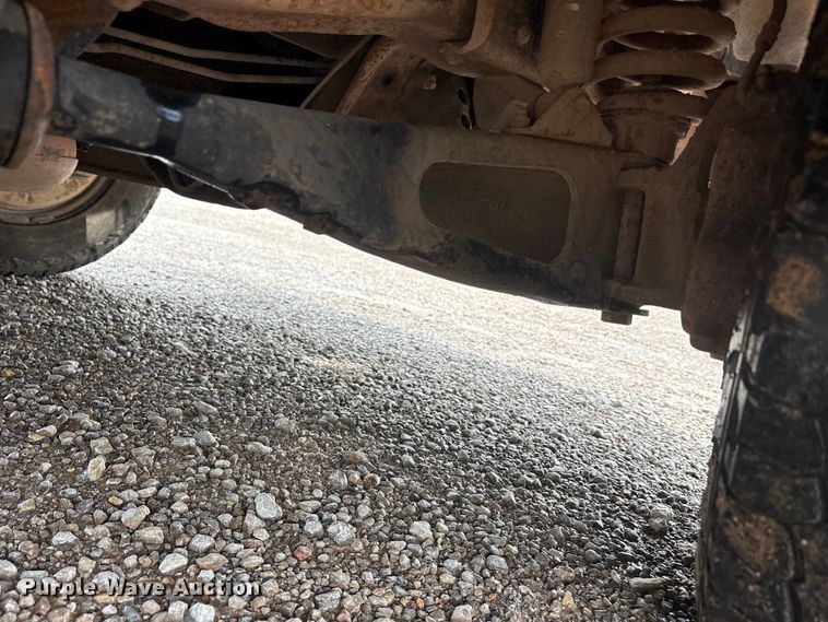 image for item EU5785 1992 Ford F350 dump truck