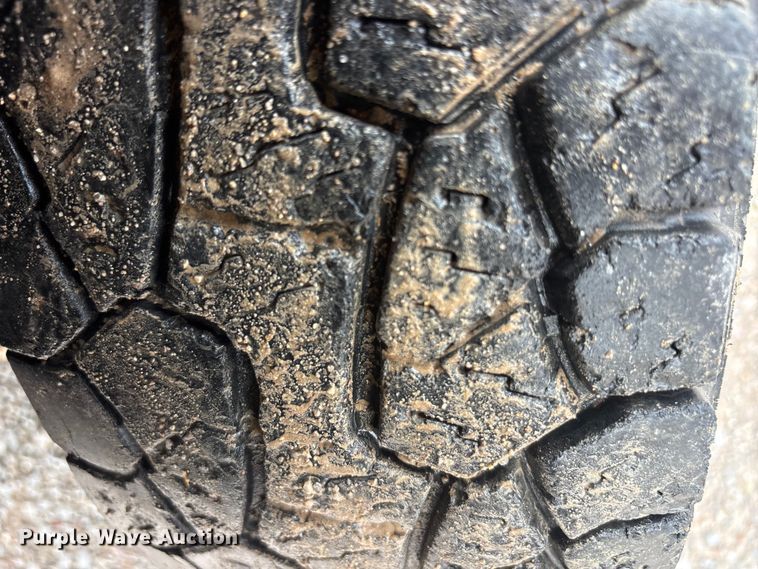 image for item EU5785 1992 Ford F350 dump truck