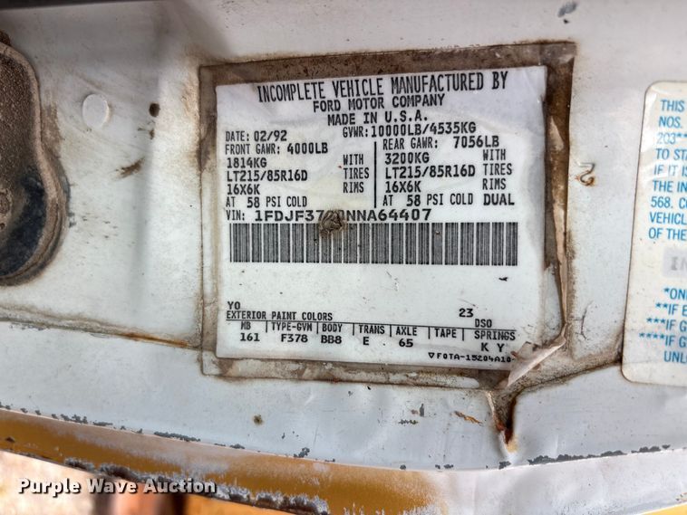 image for item EU5785 1992 Ford F350 dump truck