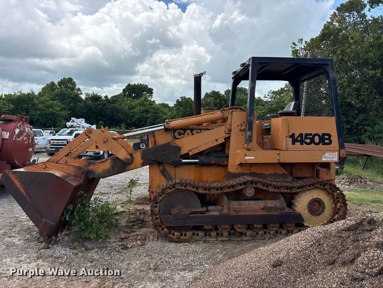 image for item EU5786 1982 Case 1450B track loader