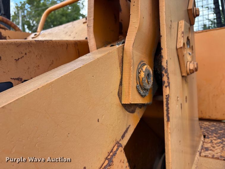 image for item EU5786 1982 Case 1450B track loader