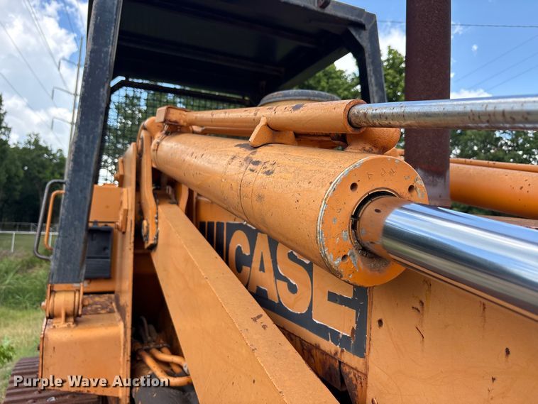 image for item EU5786 1982 Case 1450B track loader