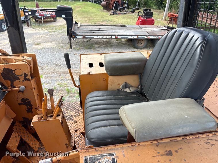 image for item EU5786 1982 Case 1450B track loader