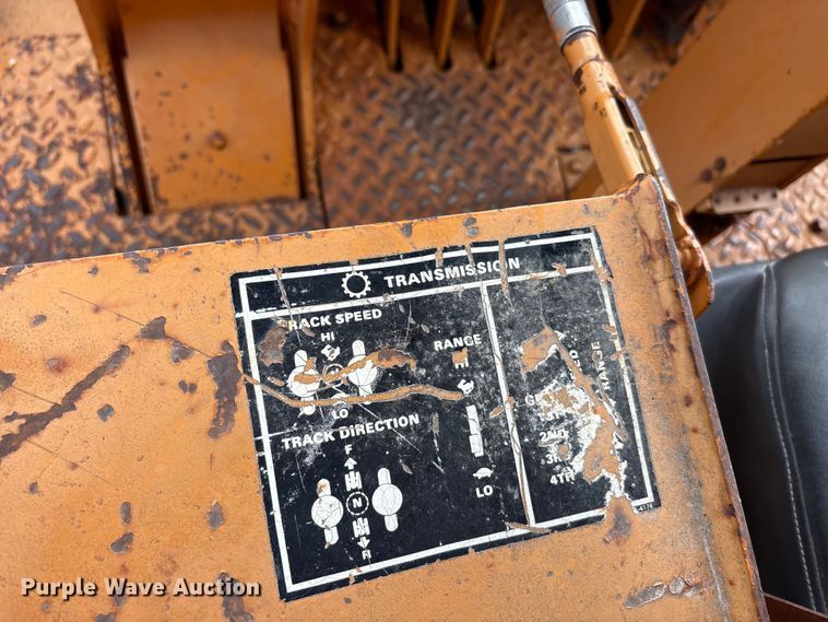 image for item EU5786 1982 Case 1450B track loader