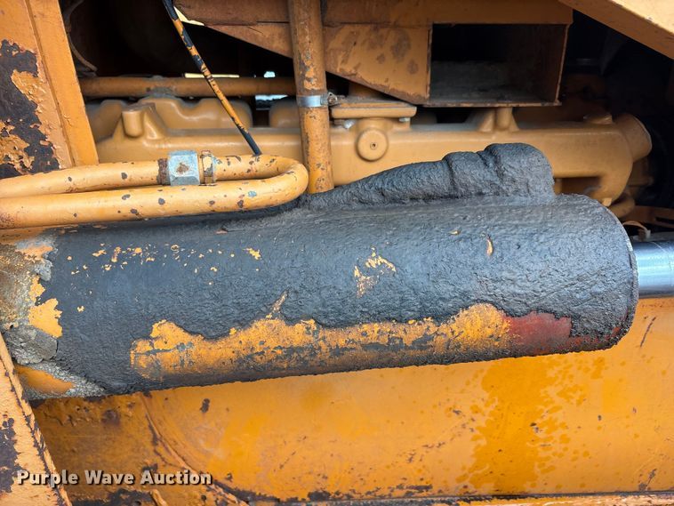 image for item EU5786 1982 Case 1450B track loader