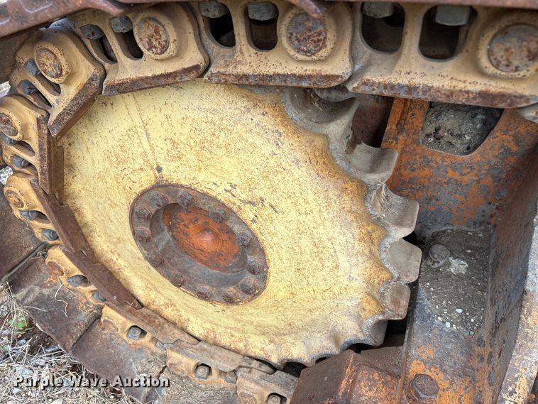 image for item EU5786 1982 Case 1450B track loader