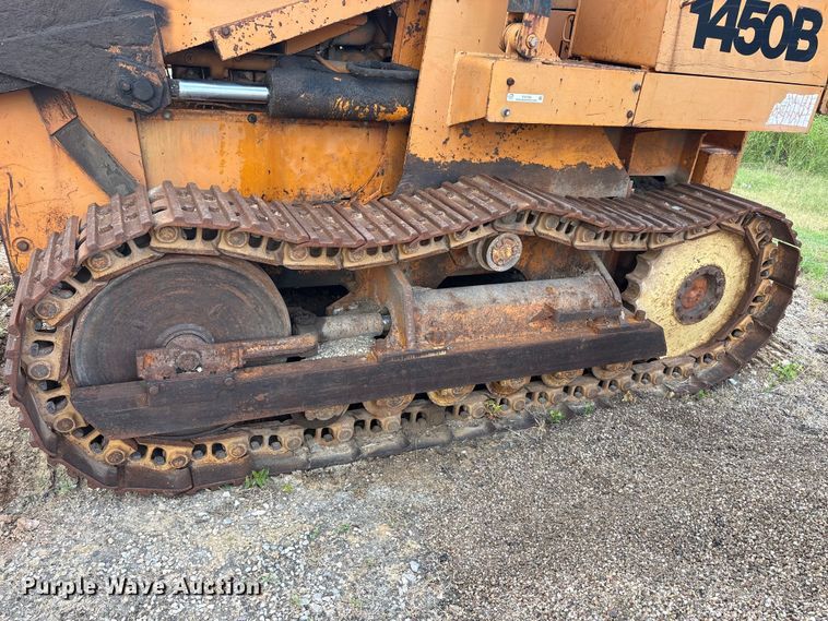 image for item EU5786 1982 Case 1450B track loader