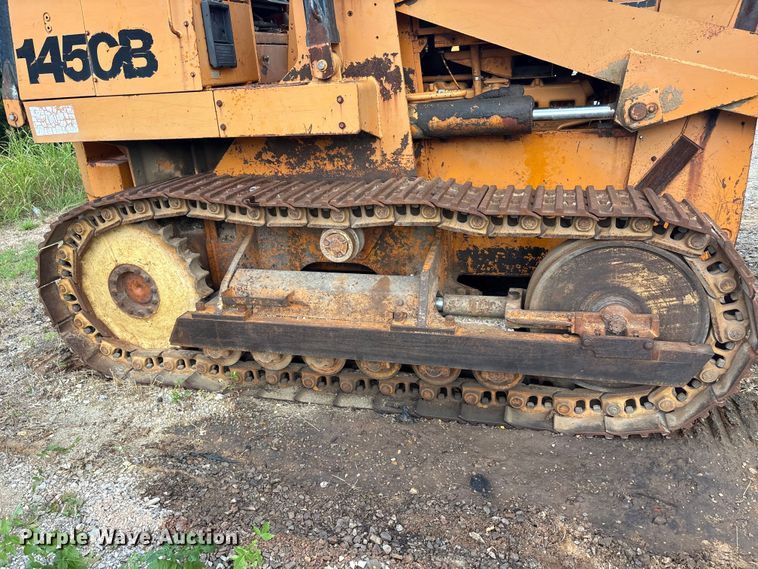 image for item EU5786 1982 Case 1450B track loader