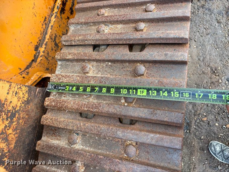 image for item EU5786 1982 Case 1450B track loader