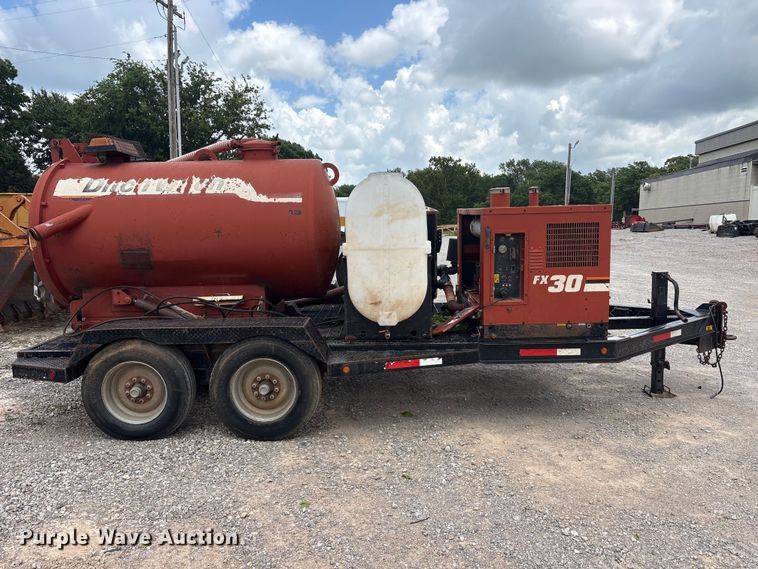 image for item EU5787 Ditch witch Fx30 vacuum excavator