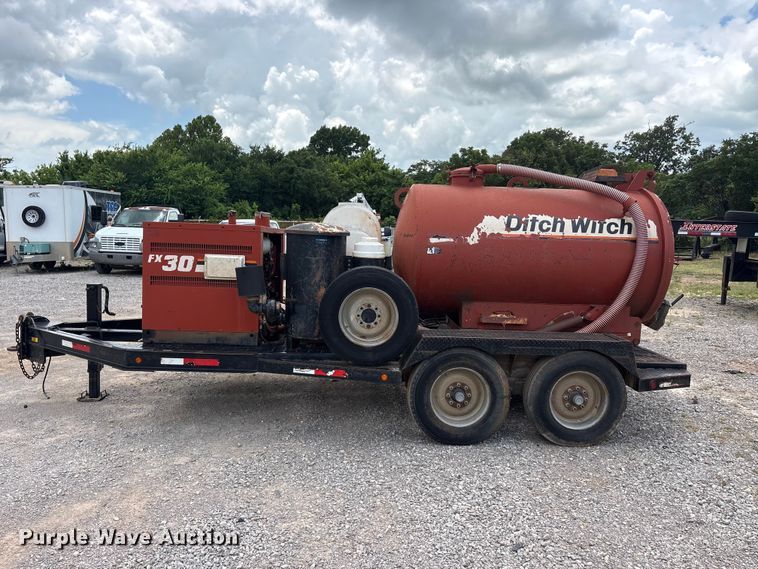 image for item EU5787 Ditch witch Fx30 vacuum excavator