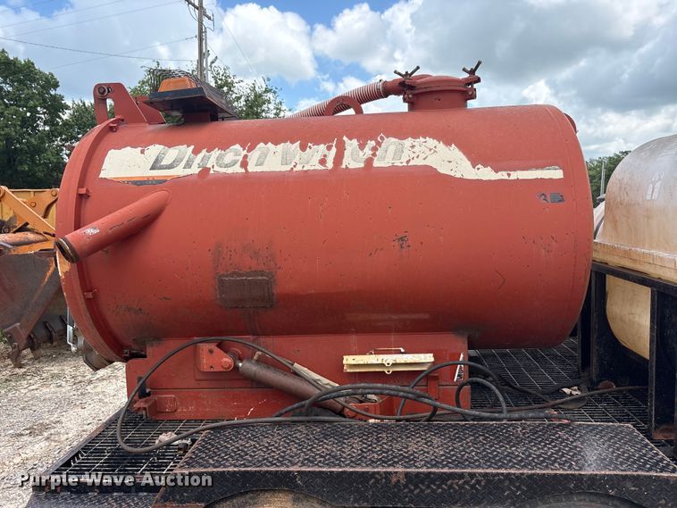 image for item EU5787 Ditch witch Fx30 vacuum excavator