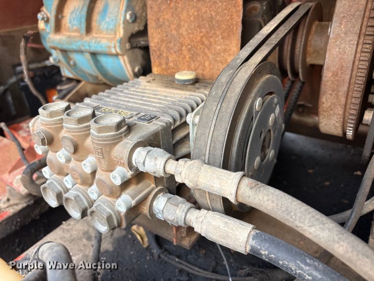 image for item EU5787 Ditch witch Fx30 vacuum excavator